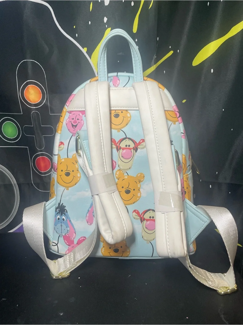 Disney x Loungefly Winnie the Pooh Balloon Mini Backpack - Light Blue - Picture 2 of 4